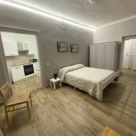 La Casa Nel Vicolo Camera 2 Casale Monferrato Eksteriør billede