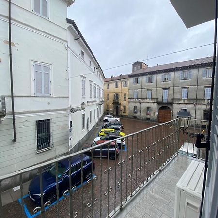 La Casa Nel Vicolo Camera 2 Casale Monferrato Eksteriør billede