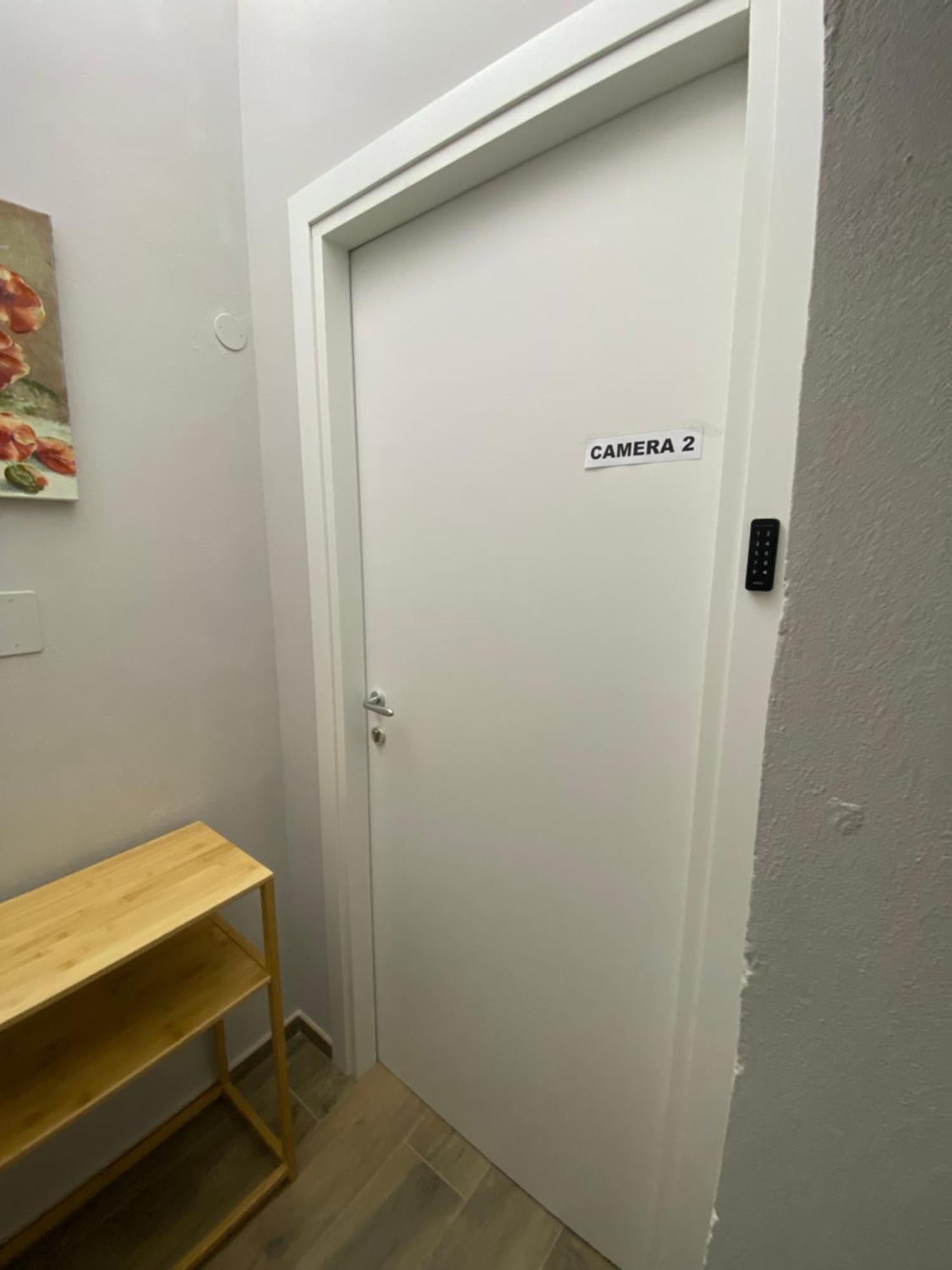 La Casa Nel Vicolo Camera 2 Casale Monferrato Eksteriør billede