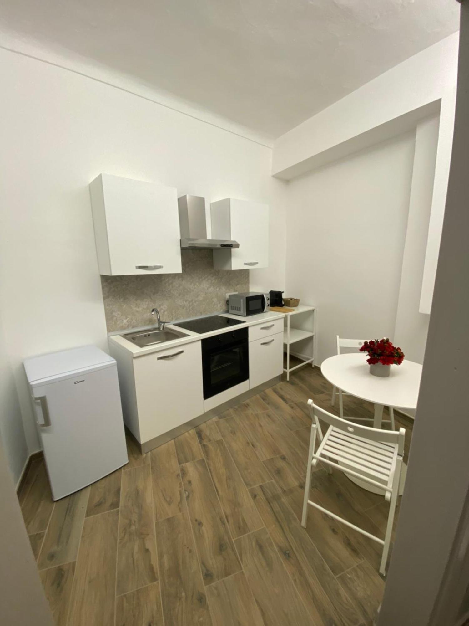 La Casa Nel Vicolo Camera 2 Casale Monferrato Eksteriør billede