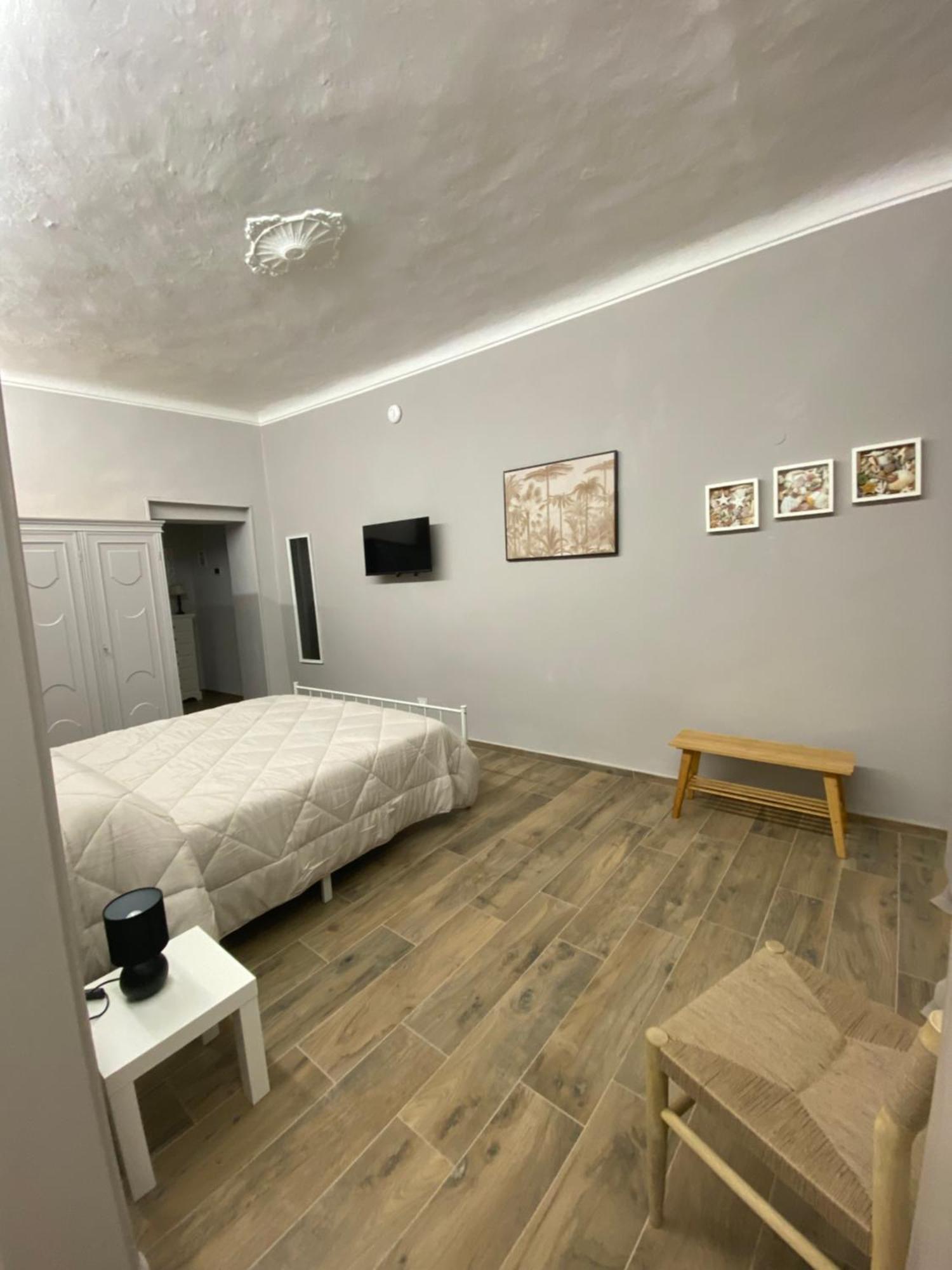 La Casa Nel Vicolo Camera 2 Casale Monferrato Eksteriør billede